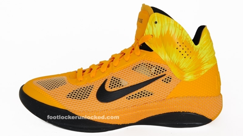 Large_nike_hyperfuse_del_solblack