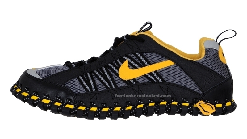 Large_nike_black_yellow_5