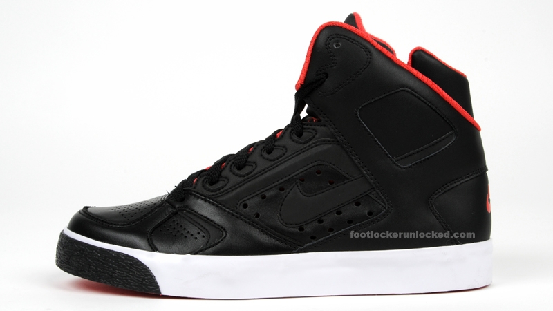 Large_nike_auto_flight