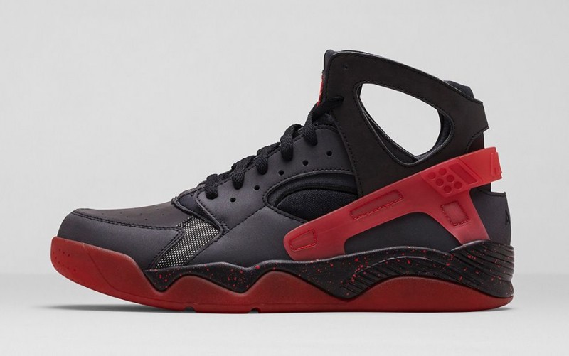 nike air flight huarache footlocker