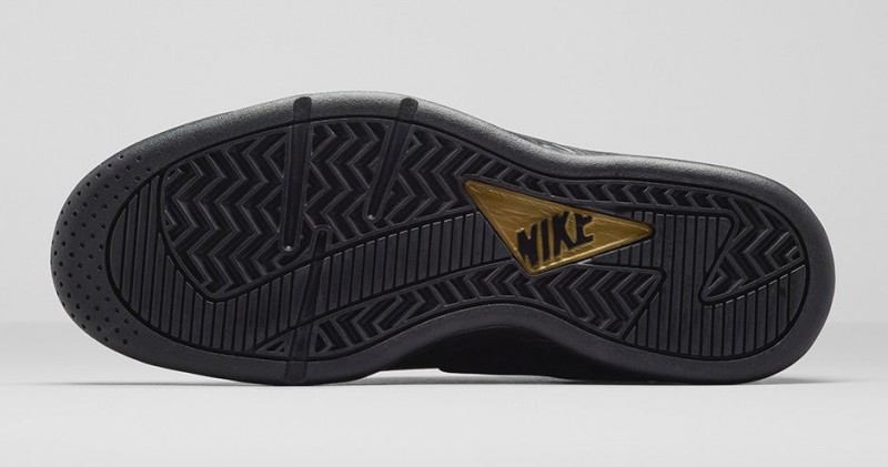 nike air flight huarache footlocker