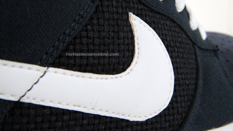 white oatmeal dunk low foot locker